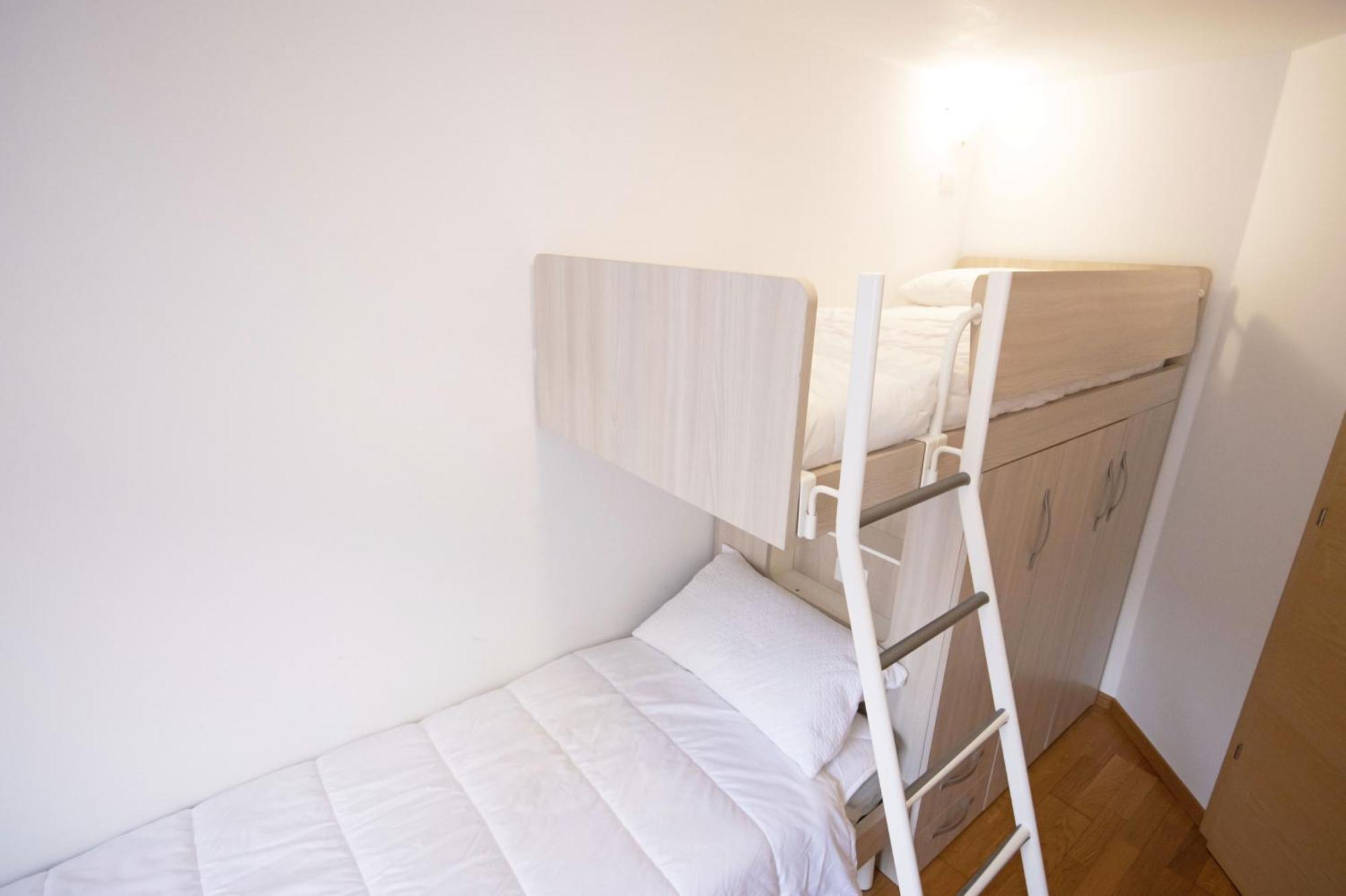 Aurturist Villabassa Chambre photo